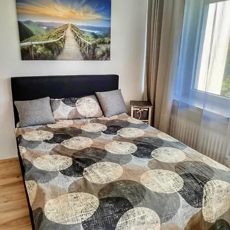 2,5 Mit Balkon